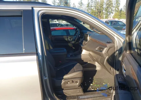 2024 Chevrolet Suburban 4Wd Z71 from USA, damaged, VIN 1GNSKDKLXRR126495